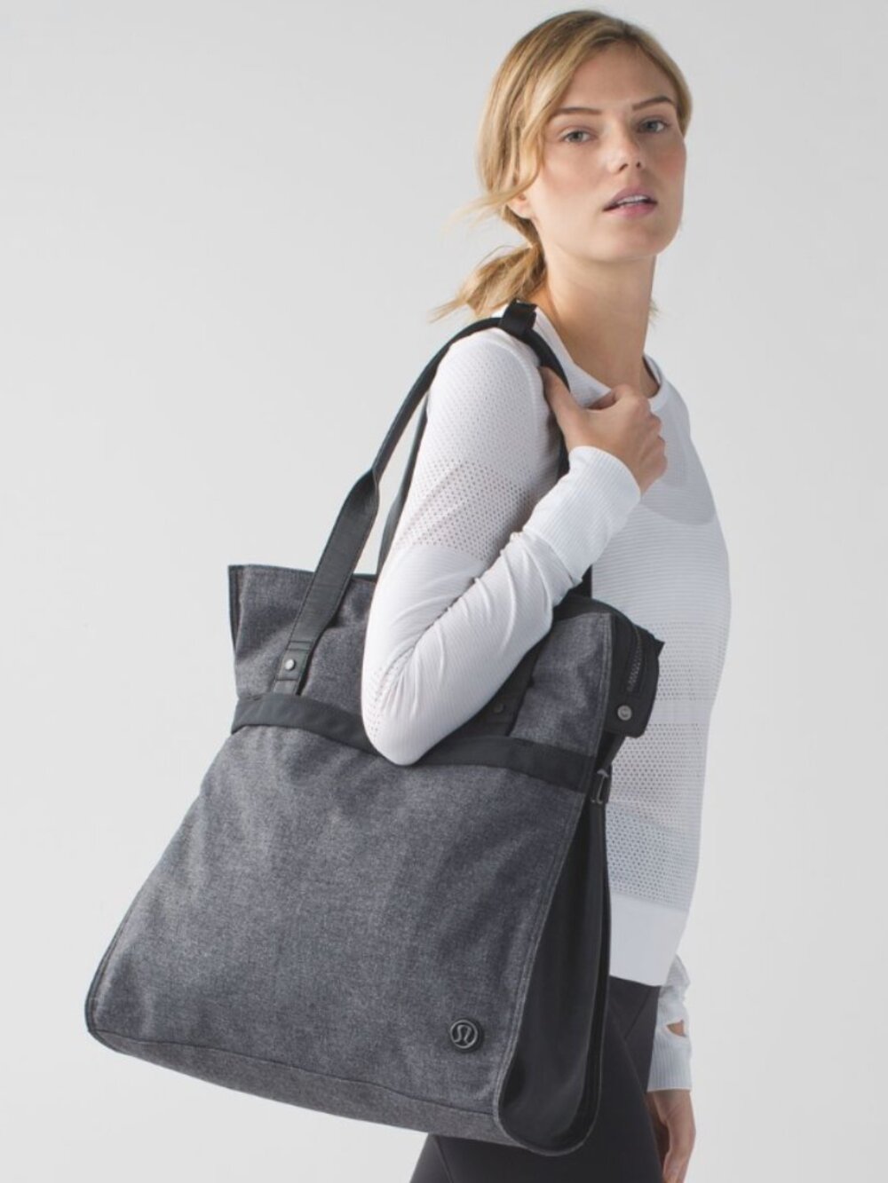 Lululemon Follow Your Bliss Bag - Picture 3 of 13